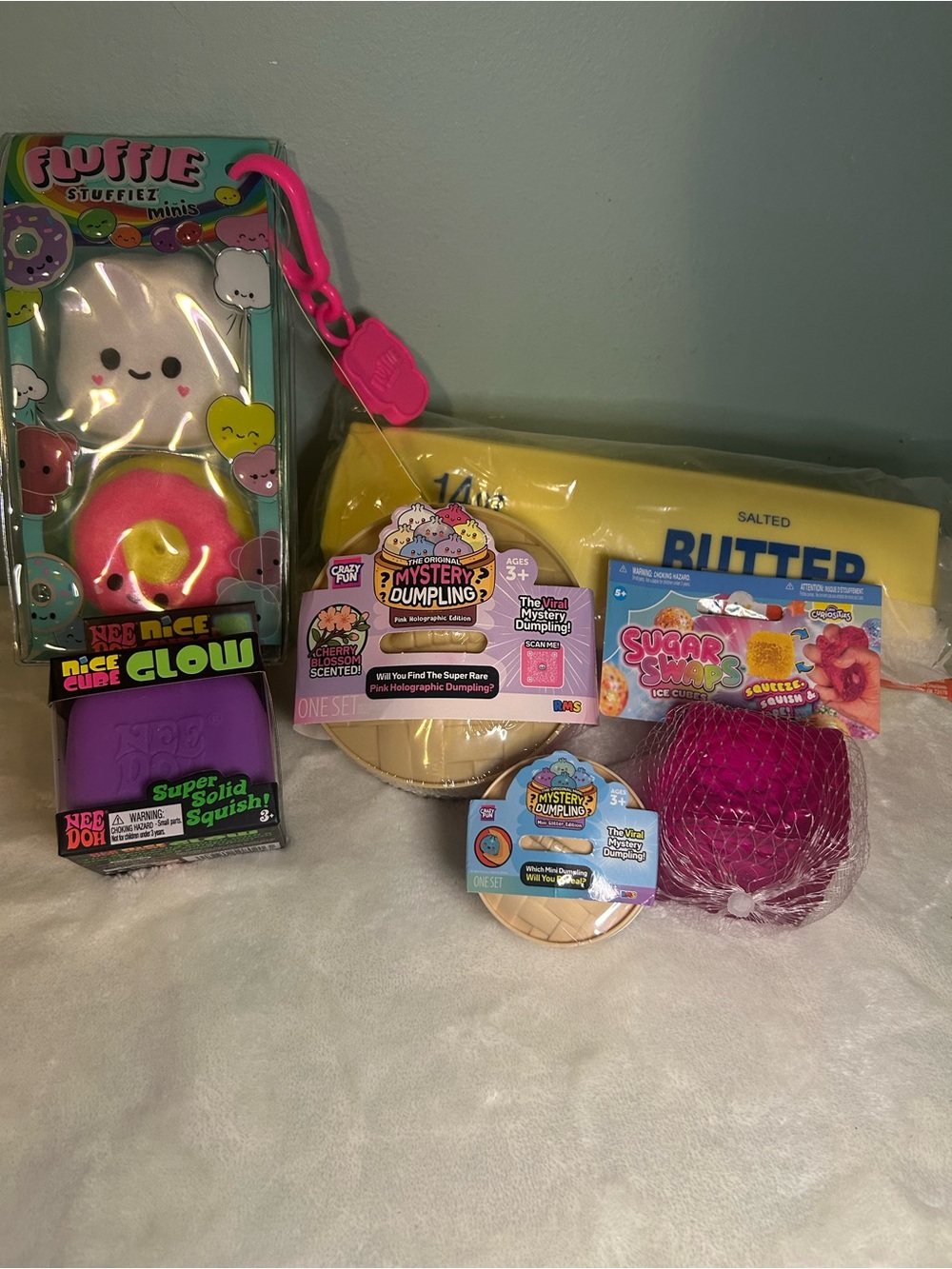 Squishy bundle - Picture 2 of 2
